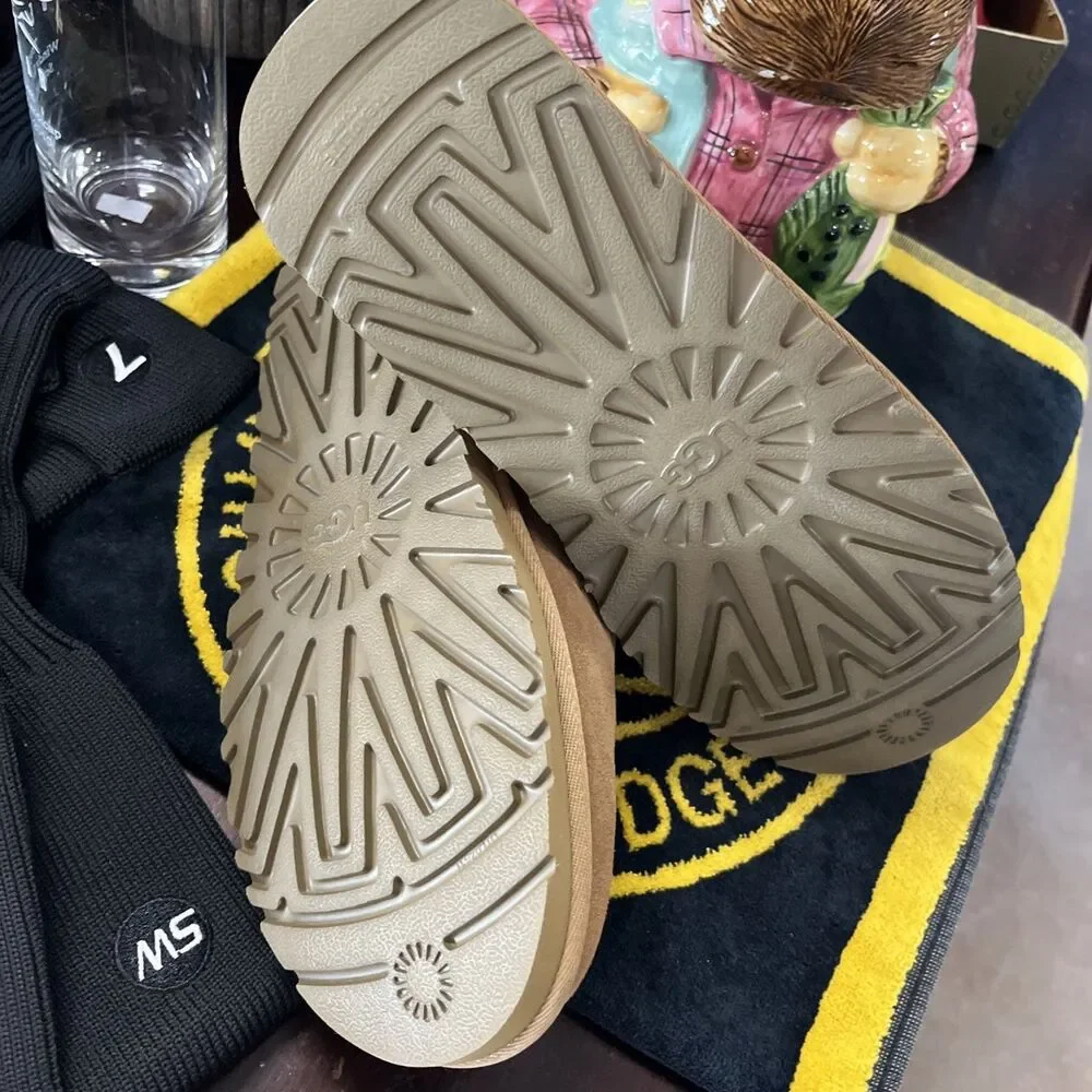 UGG KENTON CHESTNUT SUEDE MOCCASIN SLIP ON SLIPPER US 11 / EU 44 / UK 10